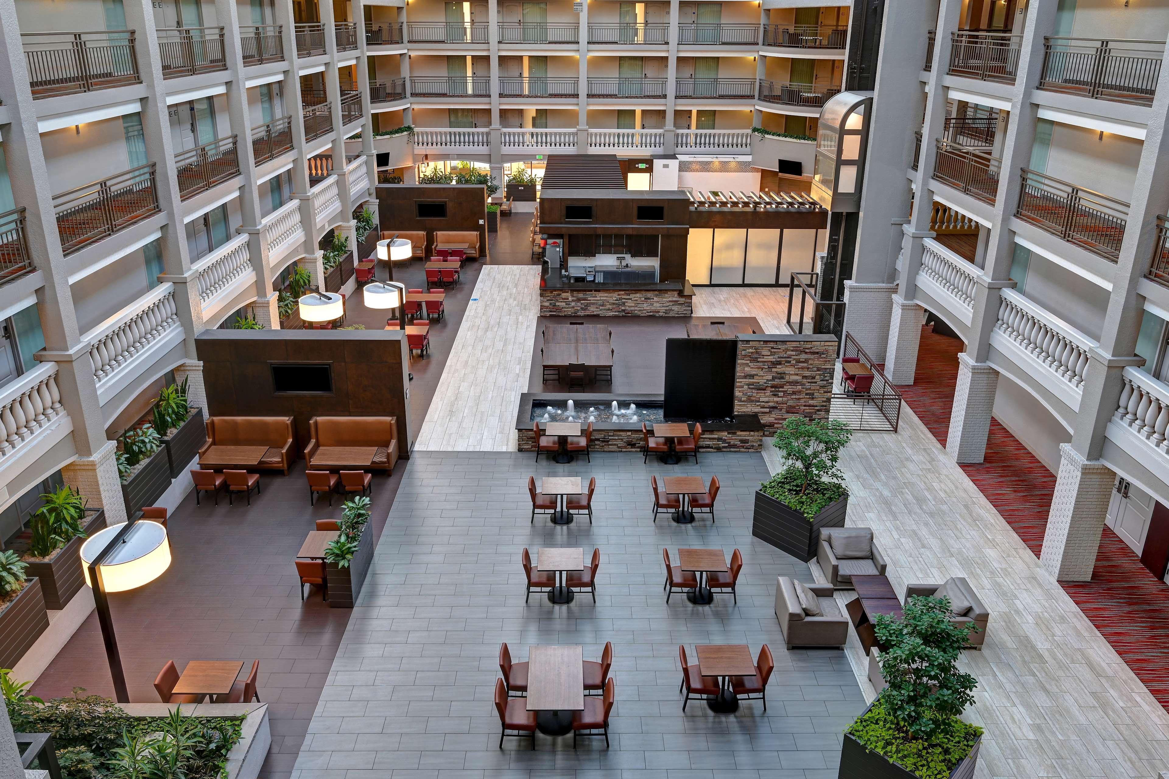 Embassy Suites By Hilton Colorado Springs Dış mekan fotoğraf