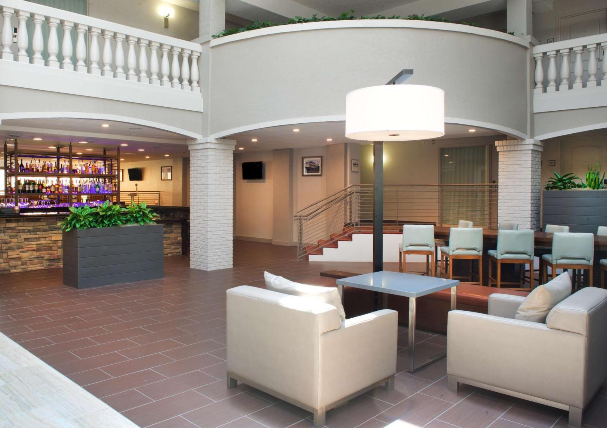 Embassy Suites By Hilton Colorado Springs Dış mekan fotoğraf